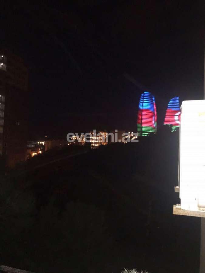 Продаётся, вторичка, 2-комнаты, 50 m², Баку, Ясамальский r, Ясамал p, Элмляр Академиясы m.