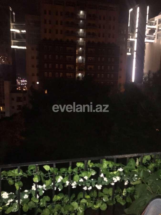 Продаётся, вторичка, 2-комнаты, 50 m², Баку, Ясамальский r, Ясамал p, Элмляр Академиясы m.