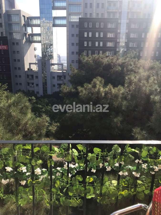 Продаётся, вторичка, 2-комнаты, 50 m², Баку, Ясамальский r, Ясамал p, Элмляр Академиясы m.