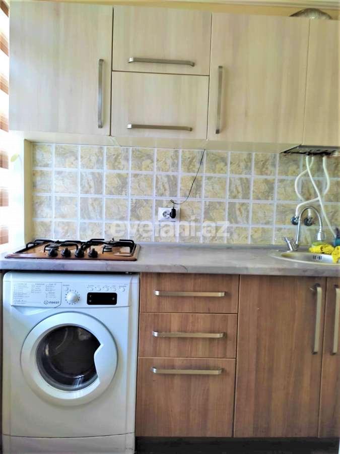 Satılır, köhnə tikili, 2 otaqlı, 45 m², Bakı, Yasamal r.