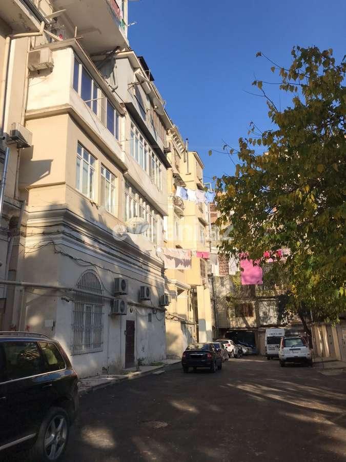 Sale, old building, 2 room, 55 m², Baku, Yasamal r, Nizami m.