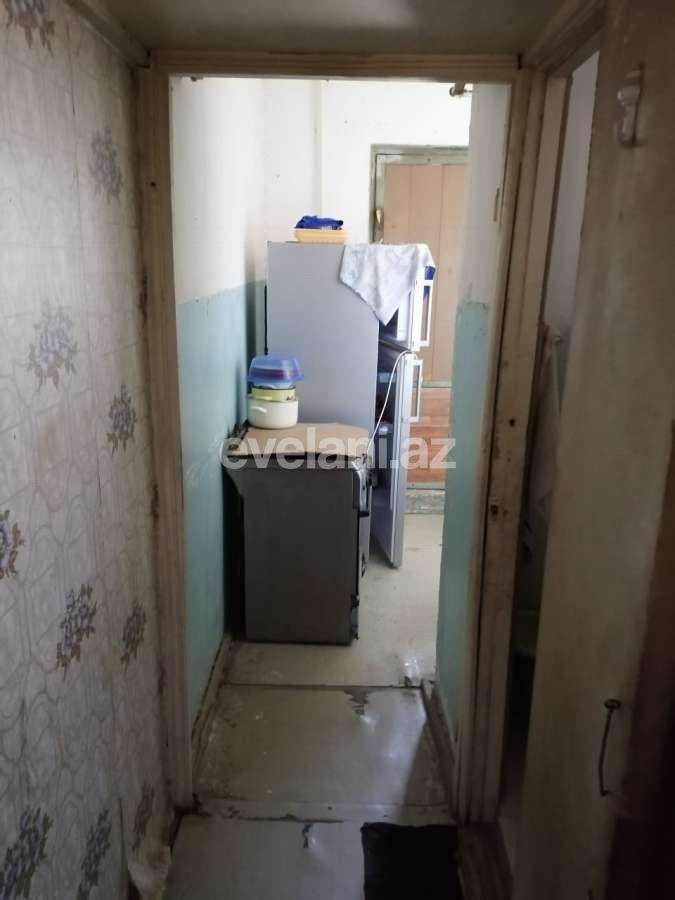 Satılır, köhnə tikili, 3 otaqlı, 70 m², Bakı, Qaradağ r, Sahil q.