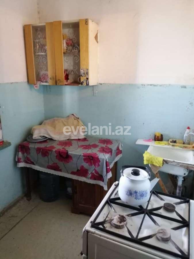 Satılır, köhnə tikili, 3 otaqlı, 70 m², Bakı, Qaradağ r, Sahil q.