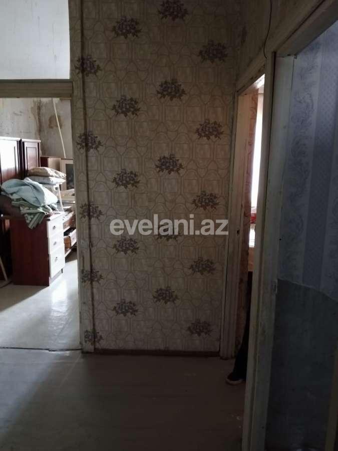 Satılır, köhnə tikili, 3 otaqlı, 70 m², Bakı, Qaradağ r, Sahil q.