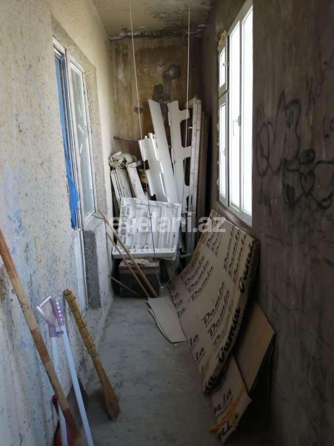 Satılır, köhnə tikili, 3 otaqlı, 70 m², Bakı, Qaradağ r, Sahil q.