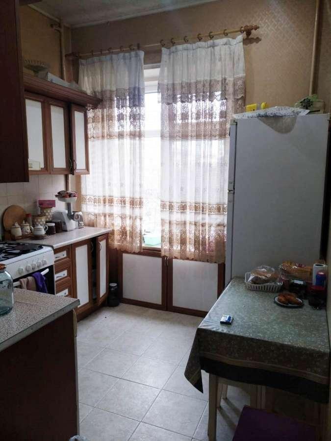Satılır, köhnə tikili, 3 otaqlı, 90 m², Bakı, Yasamal r, Elmlər Akademiyası m.