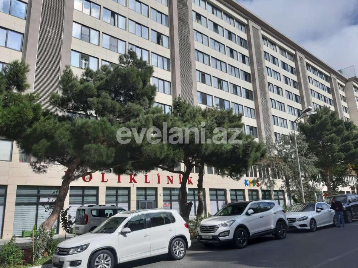 Сдаётся, вторичка, 3-комнаты, 90 m², Баку, Сабаильский r, Ичери Шехер m.