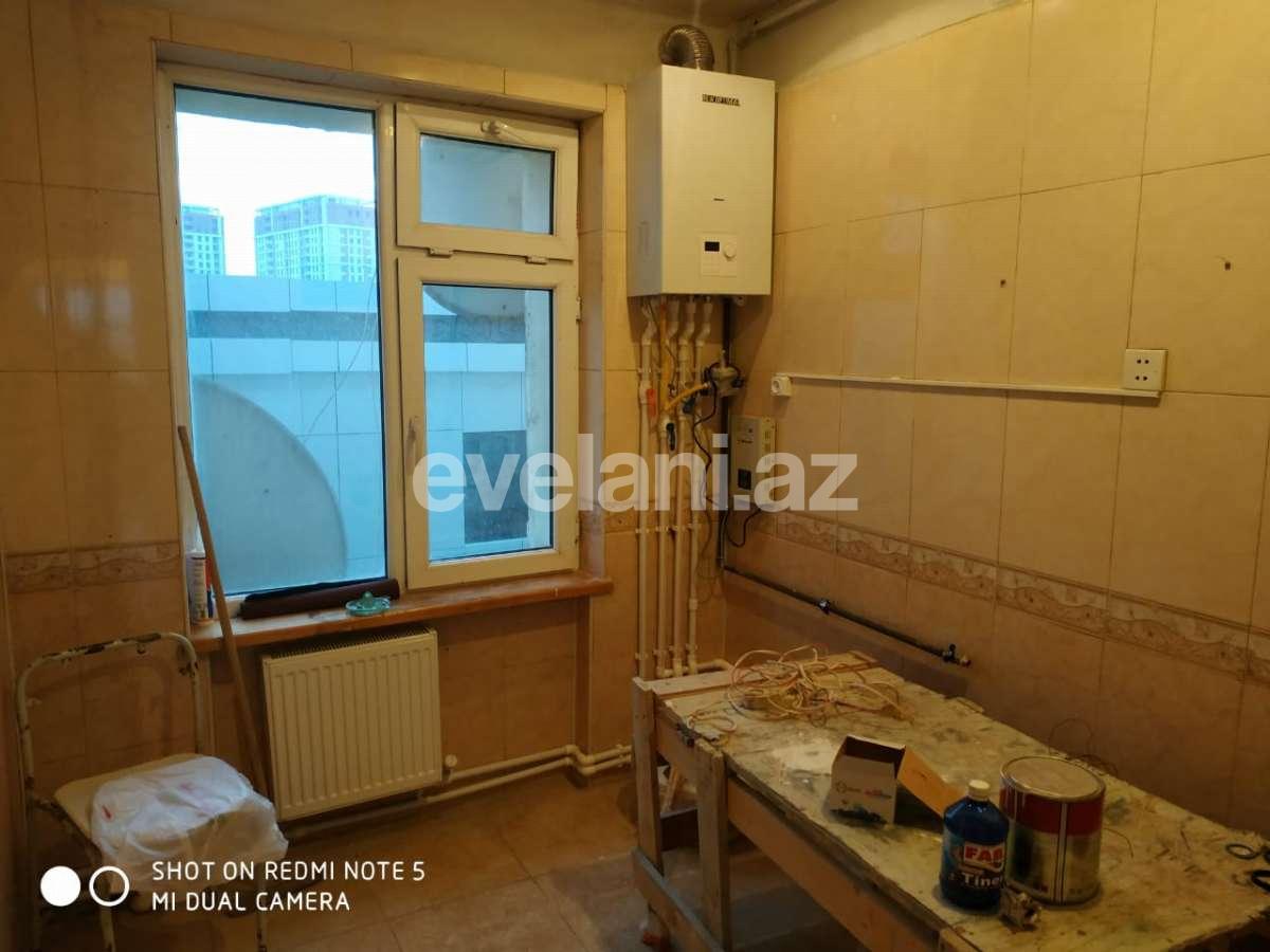 Продаётся, вторичка, 3-комнаты, 70 m², Баку, Наримановский r, Mонтин p, Нариман Нариманов m.