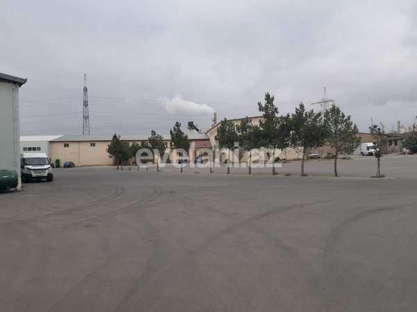 Kirayə verilir, obyekt, 2600 m², Bakı, Binəqədi r.