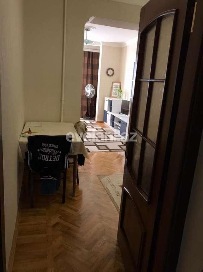 Sale, old building, 4 room, 110 m², Baku, Yasamal r.