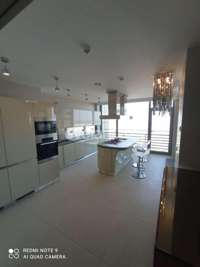 Satılır, yeni tikili, 4 otaqlı, 320 m², Bakı, Səbail r, İçəri Şəhər m.