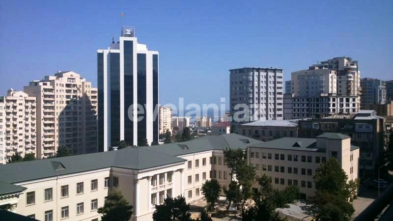 Rent, new building, 4 room, 200 m², Baku, Yasamal r.