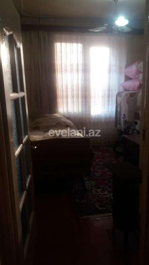 Sale, old building, 4 room, 80 m², Baku, Khatai r.