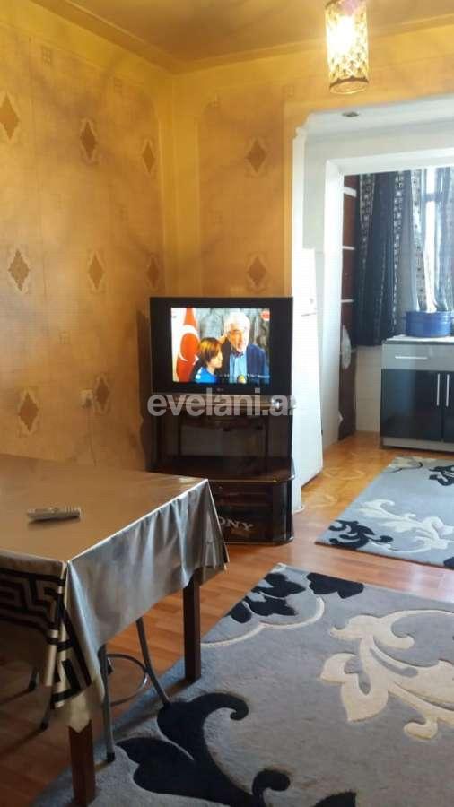 Sale, old building, 4 room, 80 m², Baku, Khatai r.