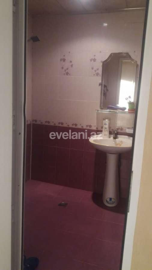 Sale, old building, 4 room, 80 m², Baku, Khatai r.