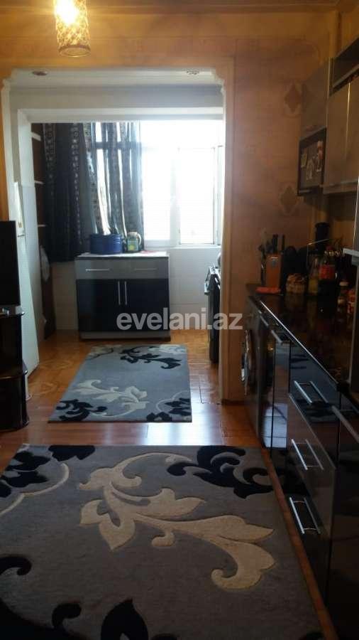 Sale, old building, 4 room, 80 m², Baku, Khatai r.