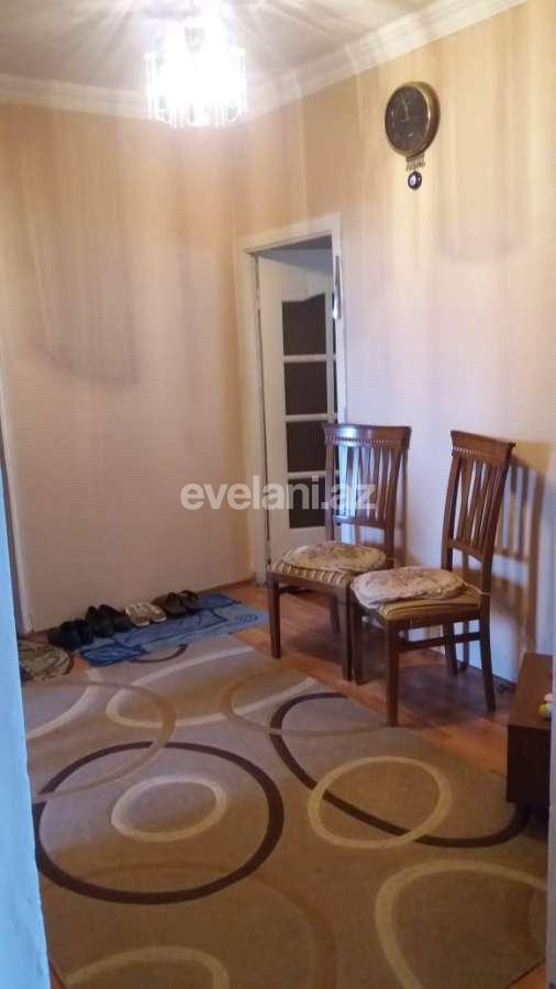 Sale, old building, 4 room, 80 m², Baku, Khatai r.