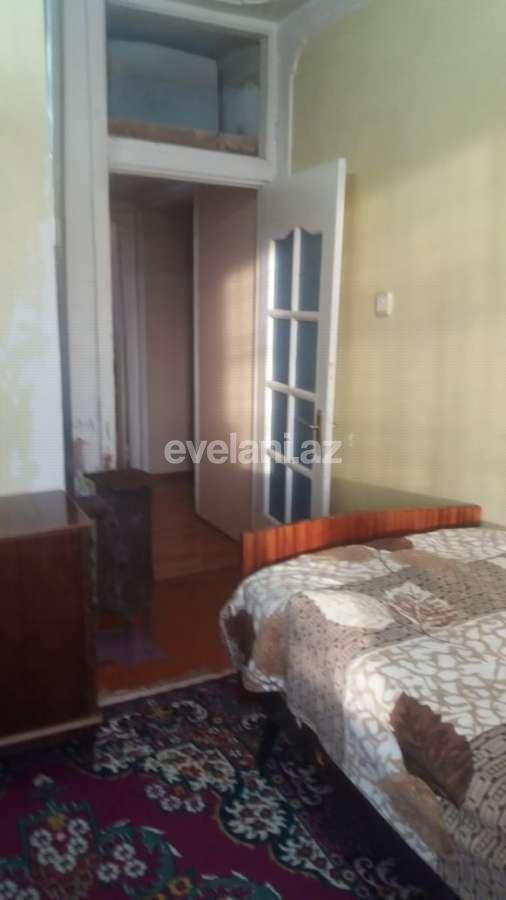 Sale, old building, 4 room, 80 m², Baku, Khatai r.