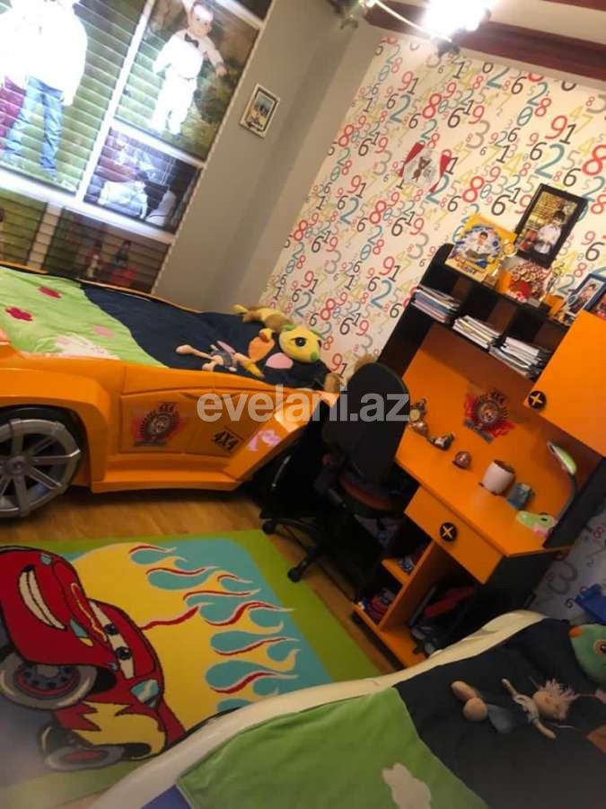 Satılır, yeni tikili, 3 otaqlı, 130 m², Bakı, Yasamal r, Elmlər Akademiyası m.