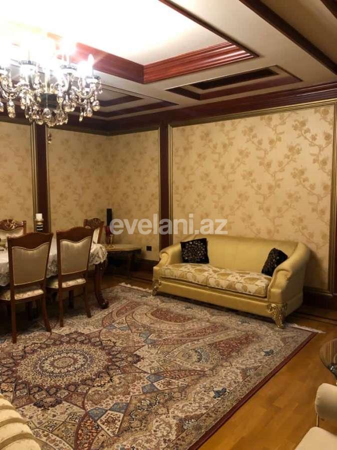 Satılır, yeni tikili, 3 otaqlı, 130 m², Bakı, Yasamal r, Elmlər Akademiyası m.