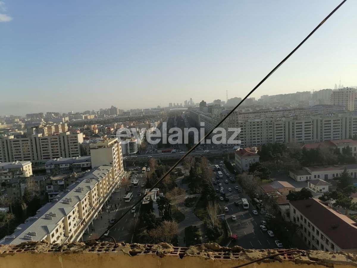 Satılır, yeni tikili, 4 otaqlı, 225 m², Bakı, Binəqədi r, 8-ci mikrorayon q, Azadlıq prospekti m.