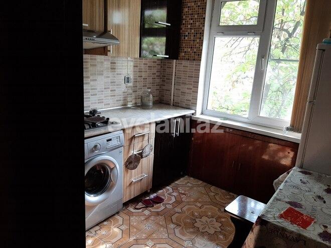 Kirayə verilir, köhnə tikili, 2 otaqlı, 50 m², Bakı, Yasamal r, İnşaatçılar m.