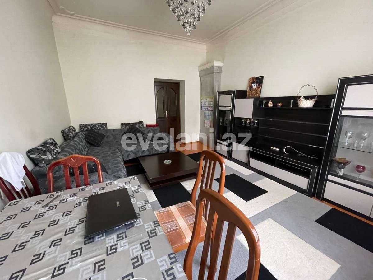 Kirayə verilir, köhnə tikili, 4 otaqlı, 100 m², Bakı, Yasamal r, Elmlər Akademiyası m.