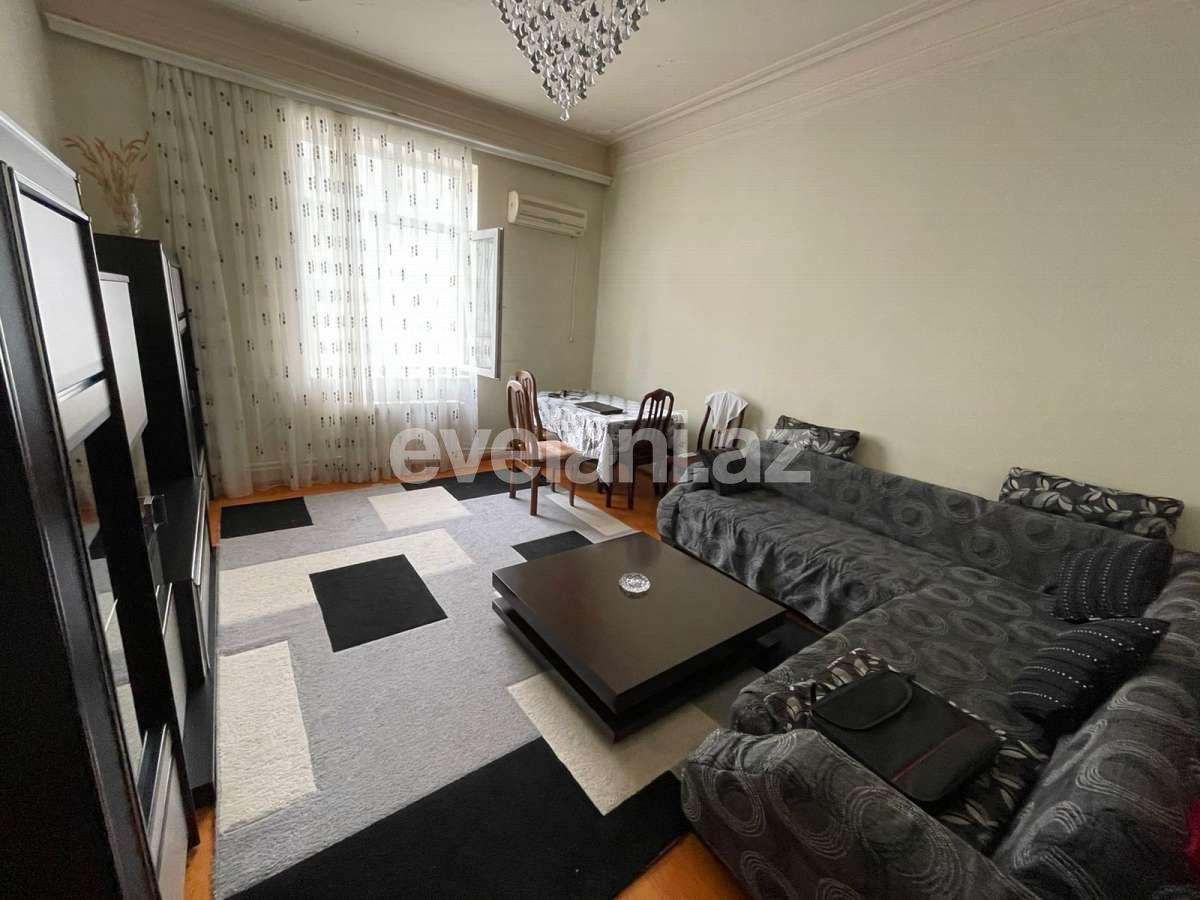 Kirayə verilir, köhnə tikili, 4 otaqlı, 100 m², Bakı, Yasamal r, Elmlər Akademiyası m.