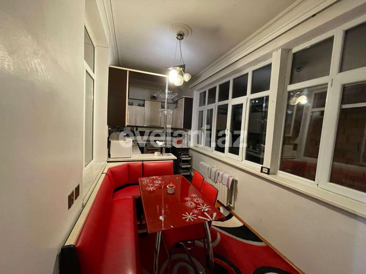 Kirayə verilir, köhnə tikili, 4 otaqlı, 100 m², Bakı, Yasamal r, Elmlər Akademiyası m.