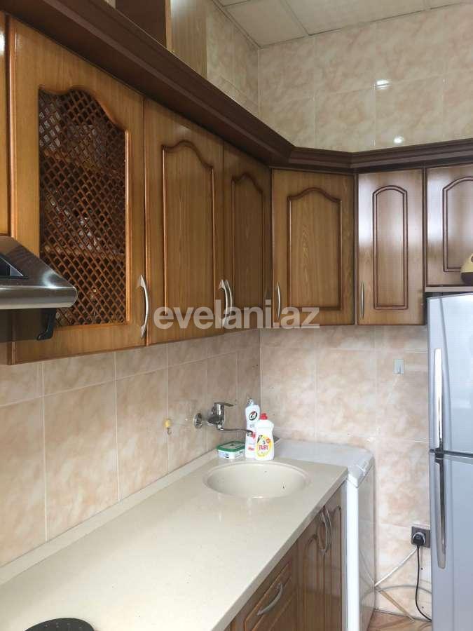 Kirayə verilir, köhnə tikili, 3 otaqlı, 100 m², Bakı, Yasamal r, Elmlər Akademiyası m.
