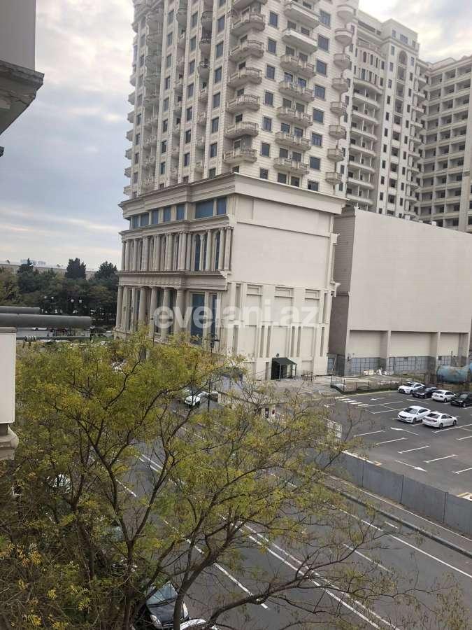 Kirayə verilir, köhnə tikili, 3 otaqlı, 100 m², Bakı, Yasamal r, Elmlər Akademiyası m.