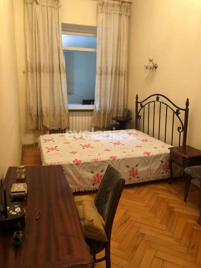 Rent, old building, 3 room, 100 m², Baku, Sabail r, Sahil m.