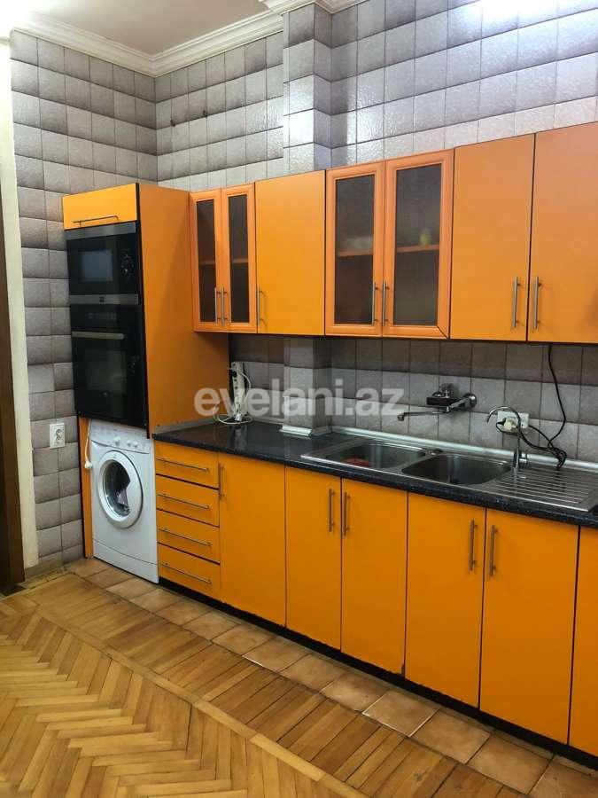 Rent, old building, 3 room, 100 m², Baku, Sabail r, Sahil m.