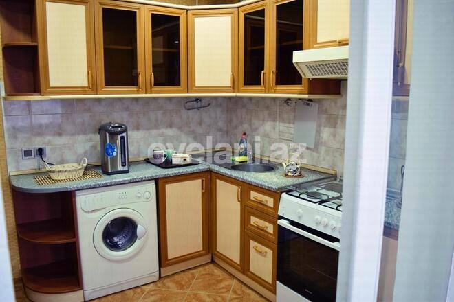 Kirayə verilir, köhnə tikili, 4 otaqlı, 100 m², Bakı, Nəsimi r, Nizami m.