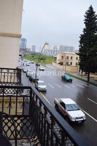 Kirayə verilir, köhnə tikili, 4 otaqlı, 100 m², Bakı, Nəsimi r, Nizami m.