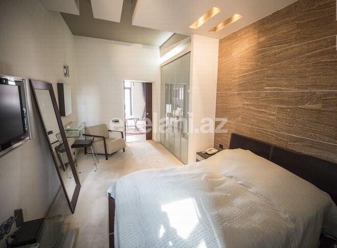 Сдаётся, вторичка, 900-комнаты, 60 m², Баку, Сабаильский r.