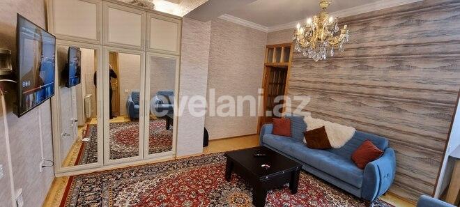 Satılır, yeni tikili, 2 otaqlı, 63 m², Azadlıq prospekti m.