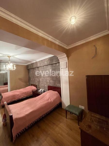 Sale, old building, 3 room, 80 m², Baku, Yasamal r.