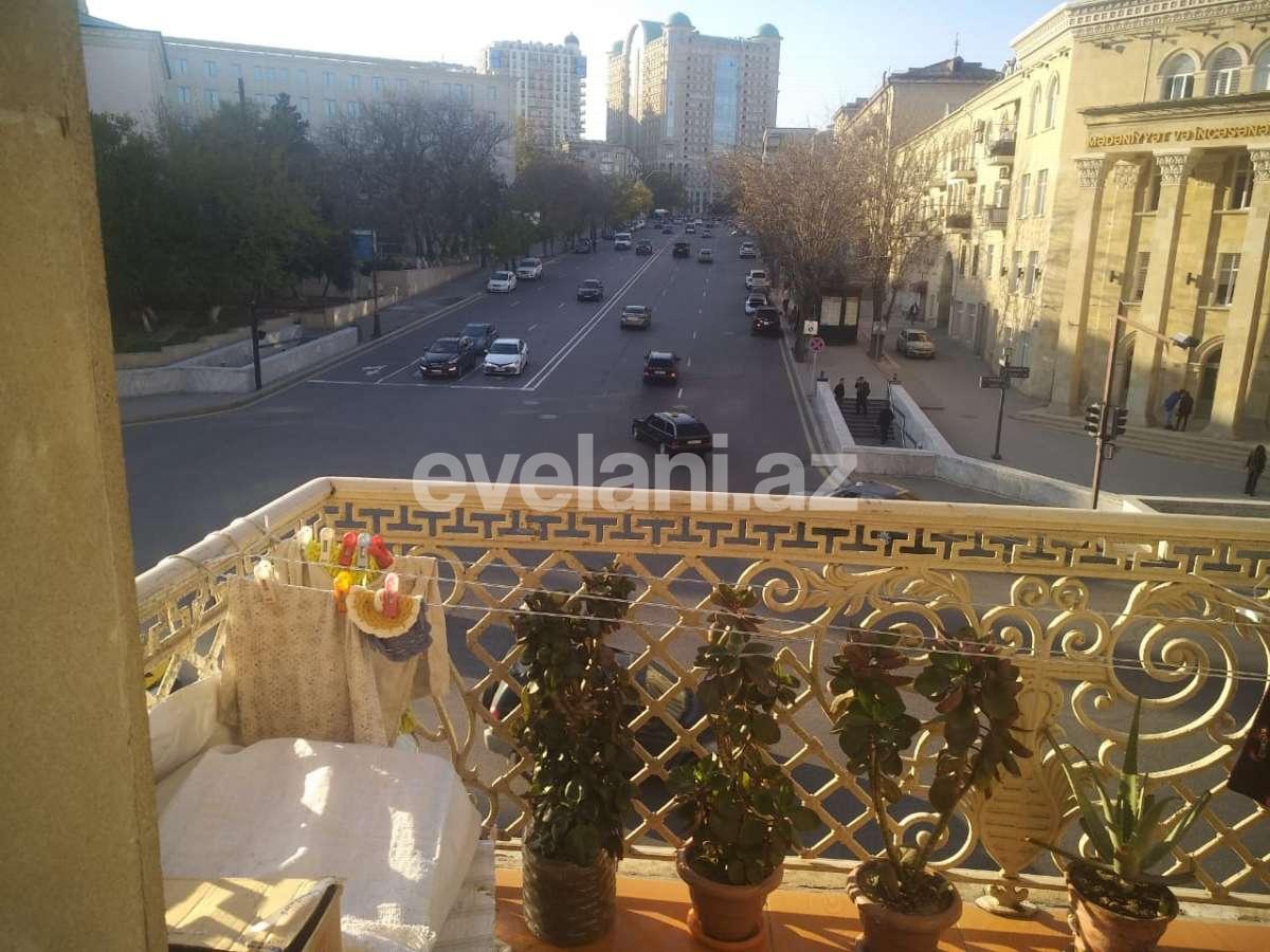 Sale, old building, 2 room, 50 m², Baku, Yasamal r, Elmlar Akademiyası m.