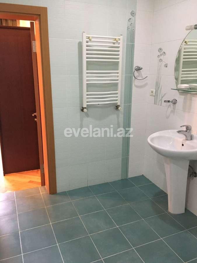 Rent, new building, 4 room, 235 m², Baku, Narimanov r.