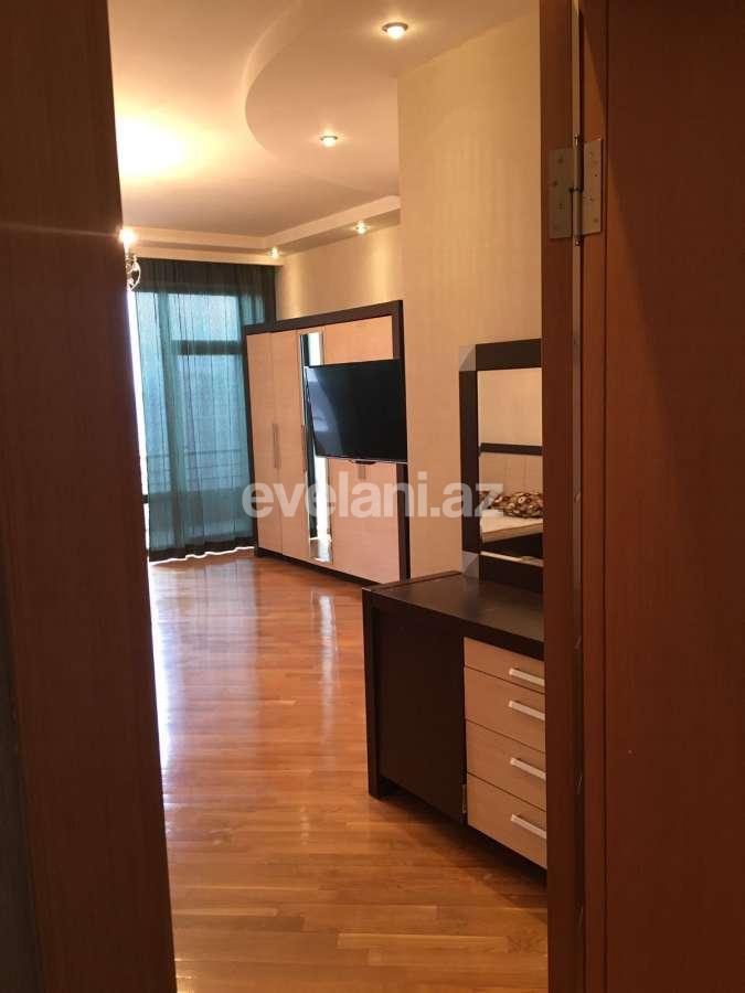 Rent, new building, 4 room, 235 m², Baku, Narimanov r.