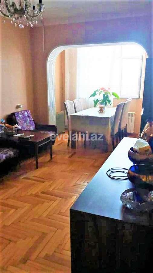 Sale, old building, 3 room, 75 m², Baku, Nizami r, Khalglar Doslugu m.