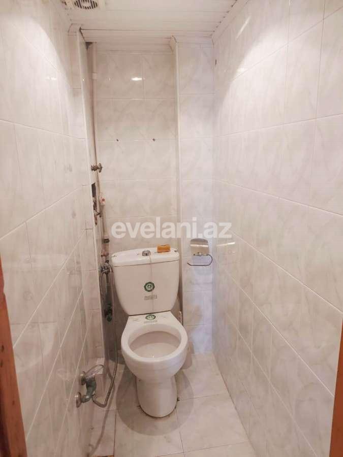 Satılır, köhnə tikili, 2 otaqlı, 60 m², Bakı, Nizami r, Xalqlar Dostluğu m.