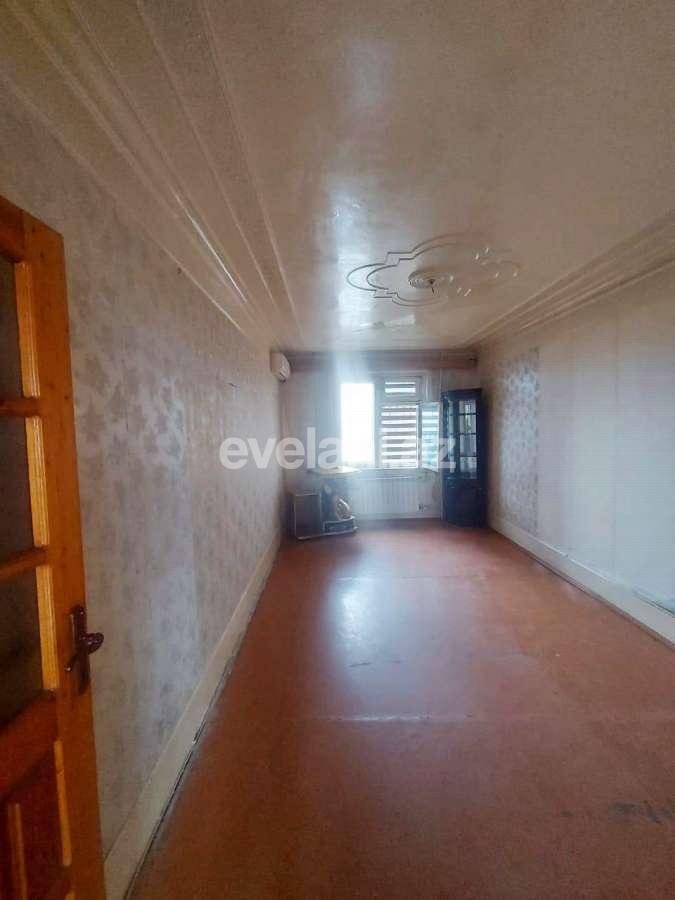 Satılır, köhnə tikili, 2 otaqlı, 60 m², Bakı, Nizami r, Xalqlar Dostluğu m.