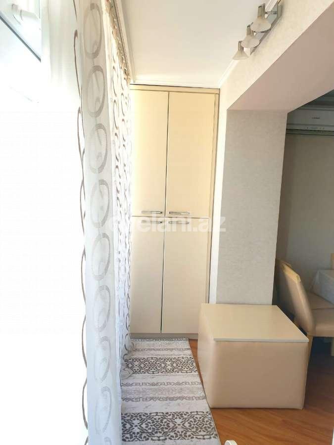 Kirayə verilir, köhnə tikili, 3 otaqlı, 60 m², Bakı, Xətai r, Şah İsmayıl Xətai m.