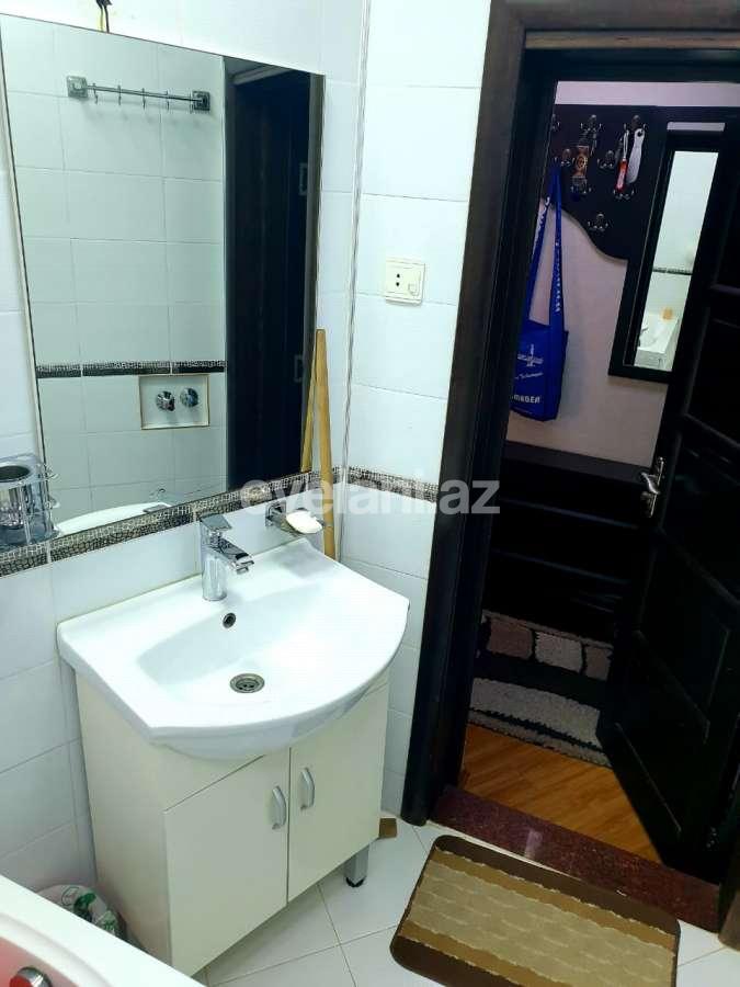 Kirayə verilir, köhnə tikili, 3 otaqlı, 60 m², Bakı, Xətai r, Şah İsmayıl Xətai m.