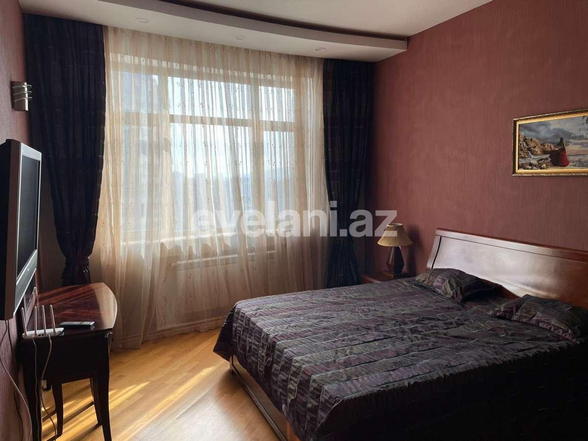Rent, new building, 3 room, 125 m², Baku, Nasimi r.