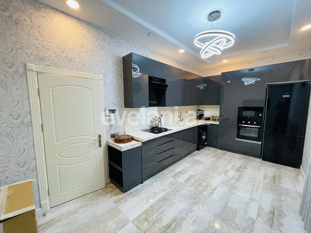 Kirayə verilir, yeni tikili, 3 otaqlı, 160 m², Bakı, Xətai r, Şah İsmayıl Xətai m.