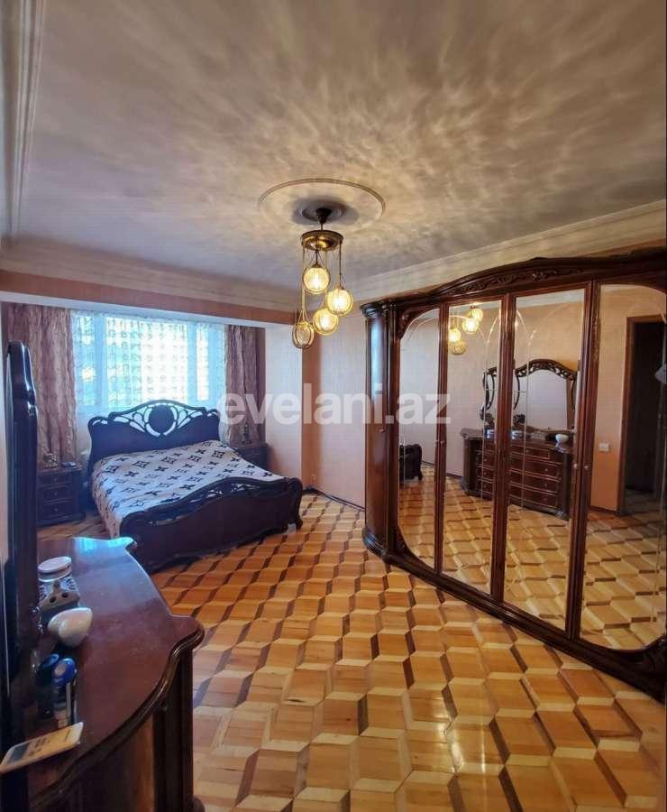 Satılır, köhnə tikili, 3 otaqlı, 140 m², Bakı, Səbail r, Sahil m.