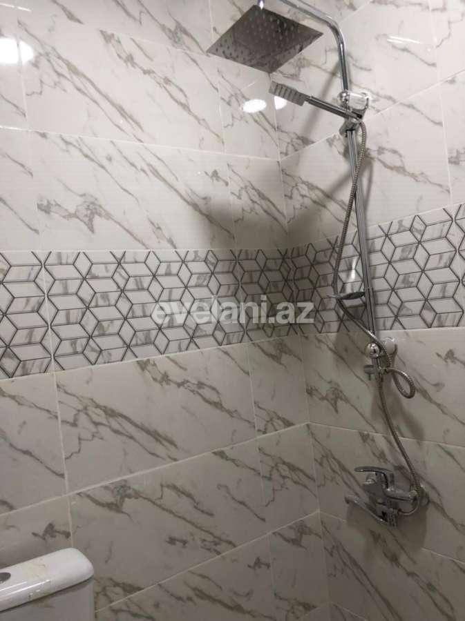 Satılır, köhnə tikili, 2 otaqlı, 60 m², Bakı, Nizami r, Xalqlar Dostluğu m.